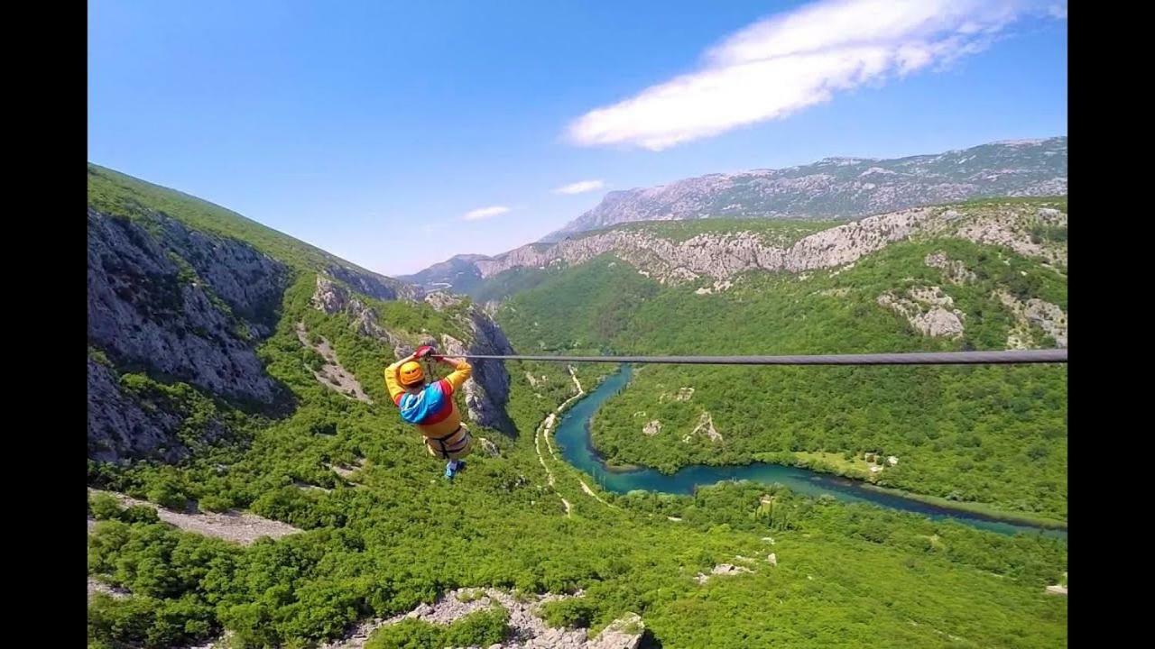 Apartman Nina Omiš Zewnętrze zdjęcie